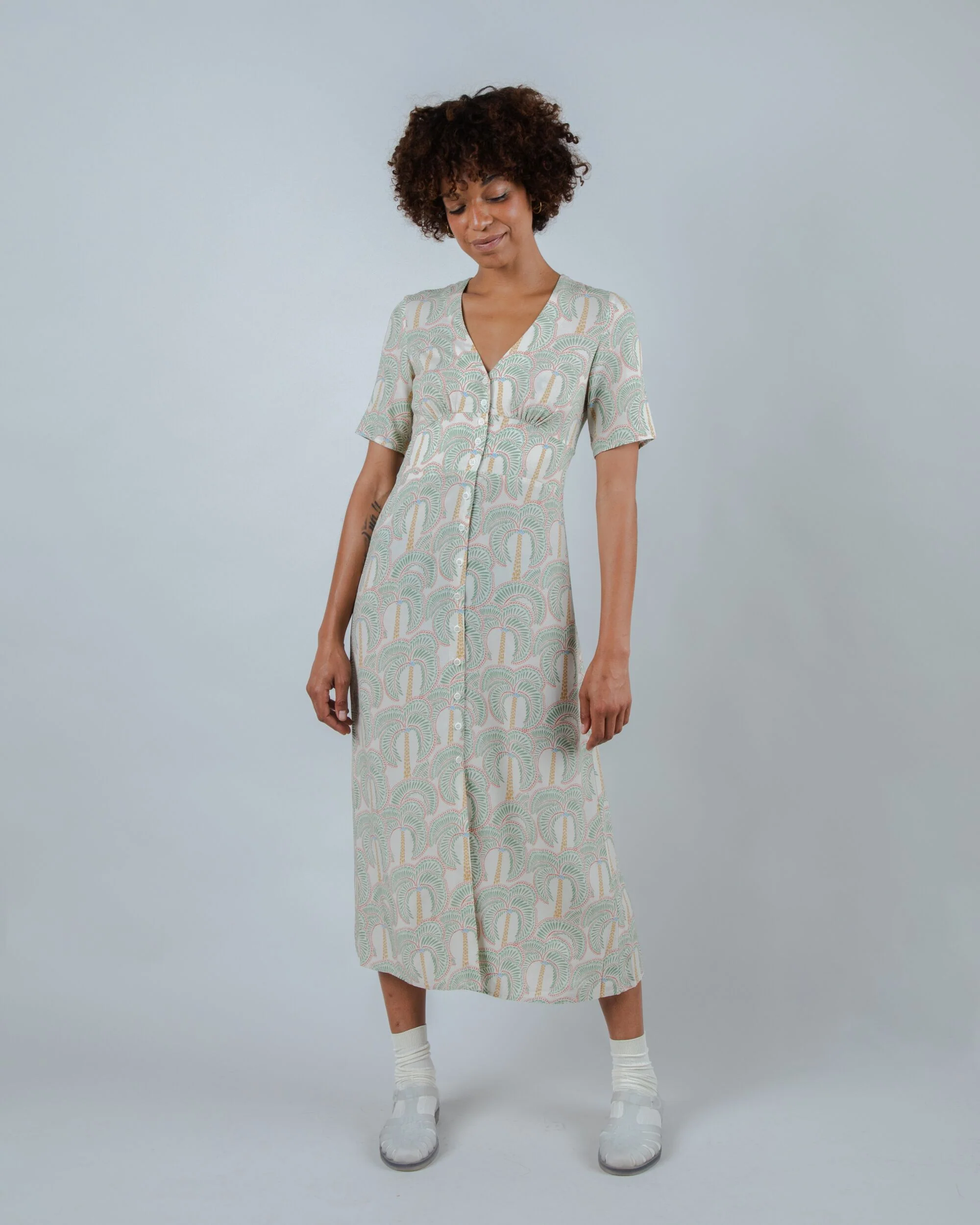 Borneo V-neck Dress Ecru - Image 4