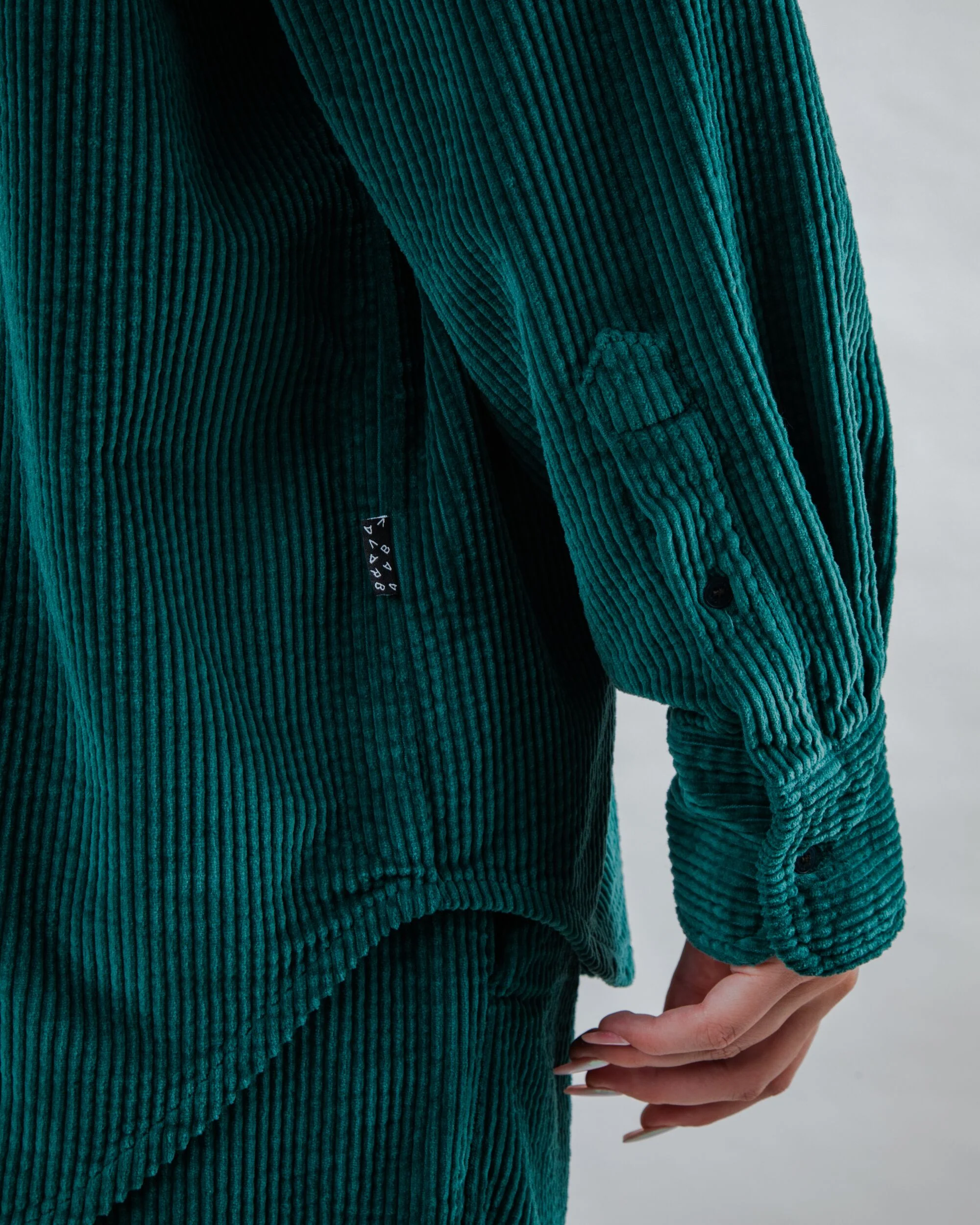 Corduroy Long Overshirt Green - Image 6