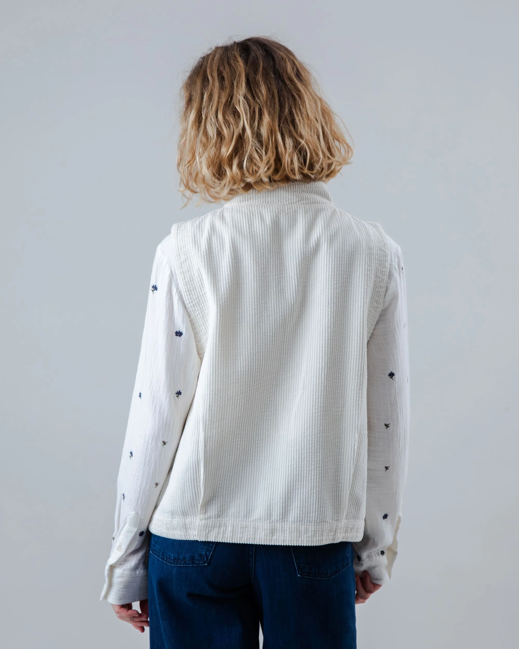 Corduroy Pleated Vest Ecru - Image 5