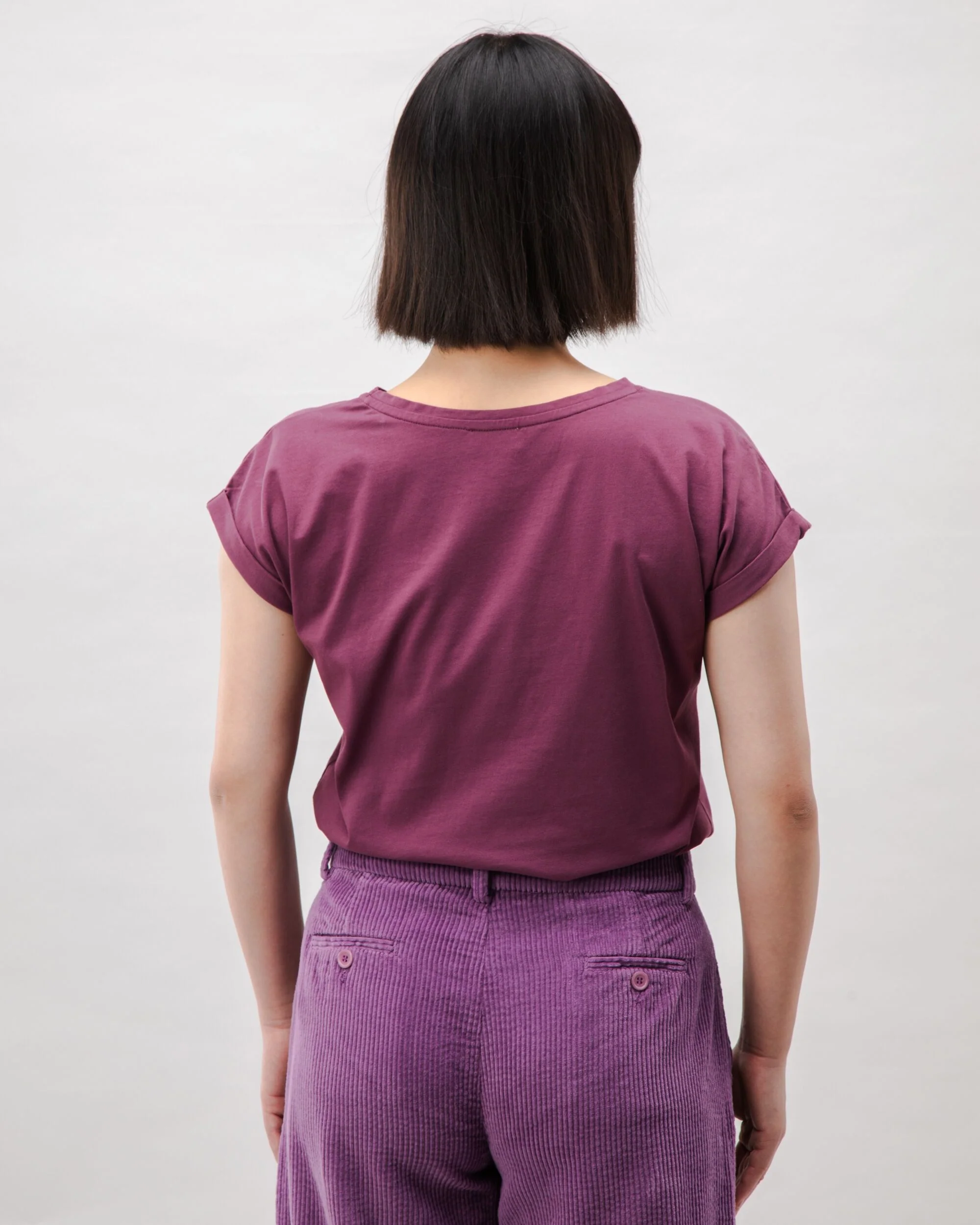 Dusk Scoop Cotton Tee Grape - Image 5