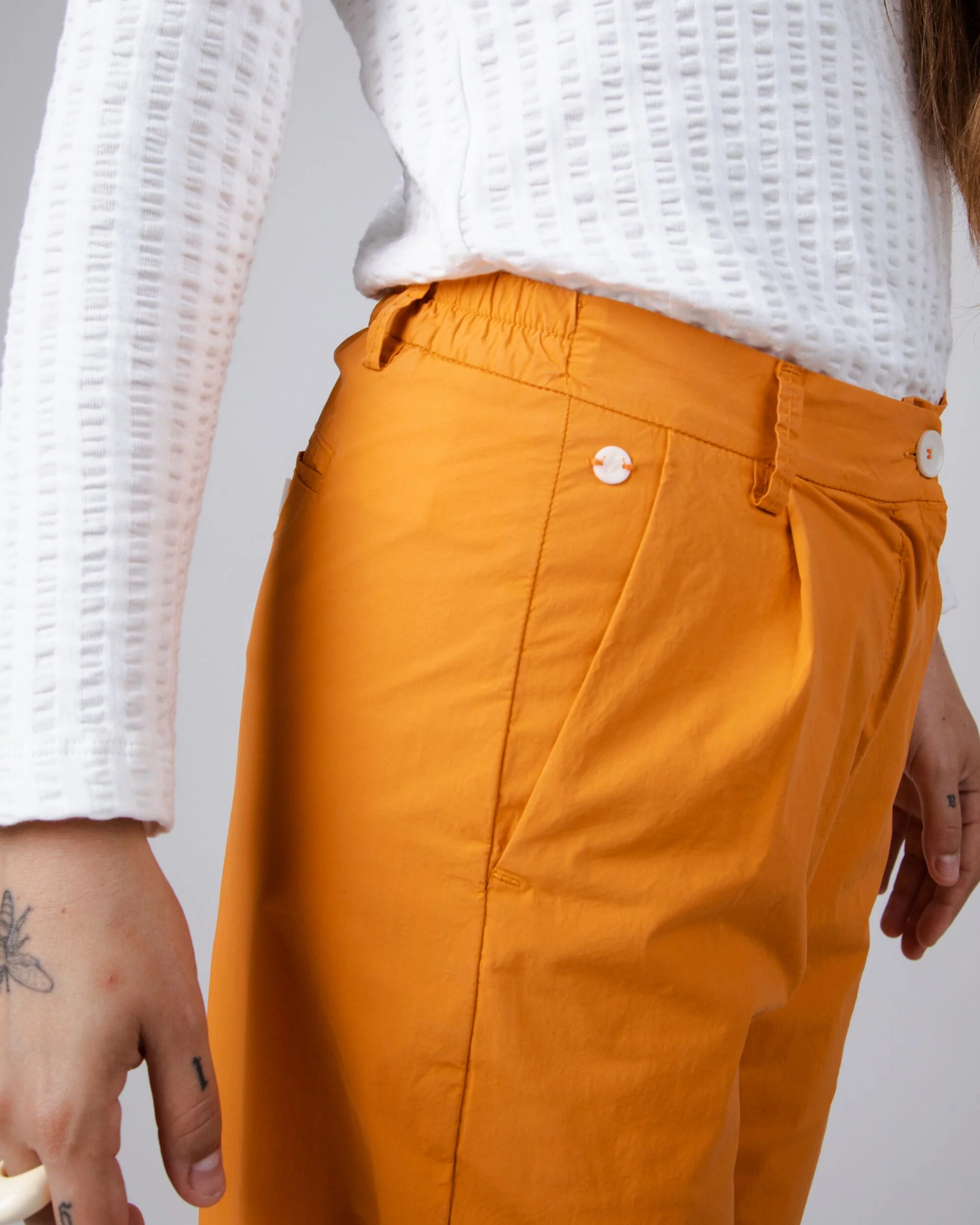 Elastic Pleated Chino Pants Yellow - Image 3