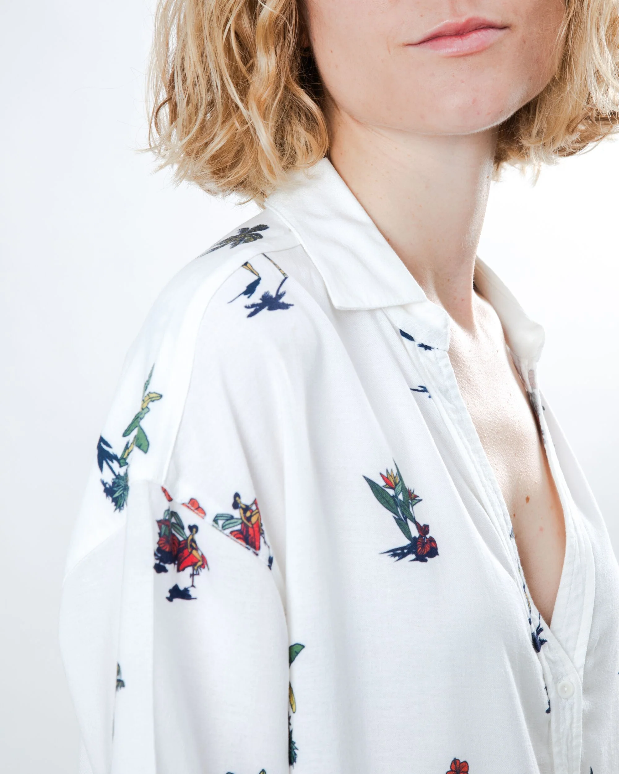 Helios Sun Cropped Blouse Ecru - Image 4
