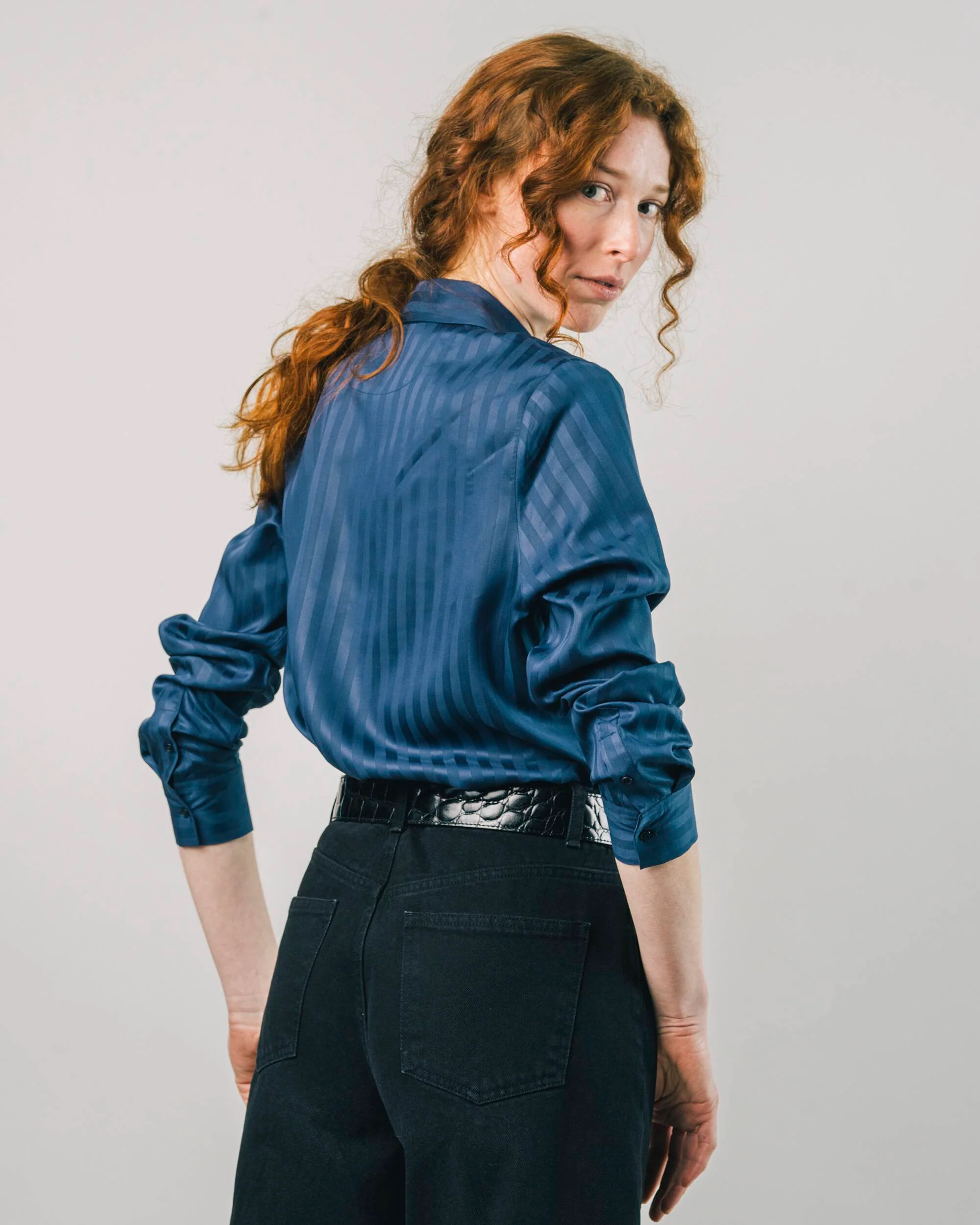 Hidden Stripes Blouse Navy - Image 5