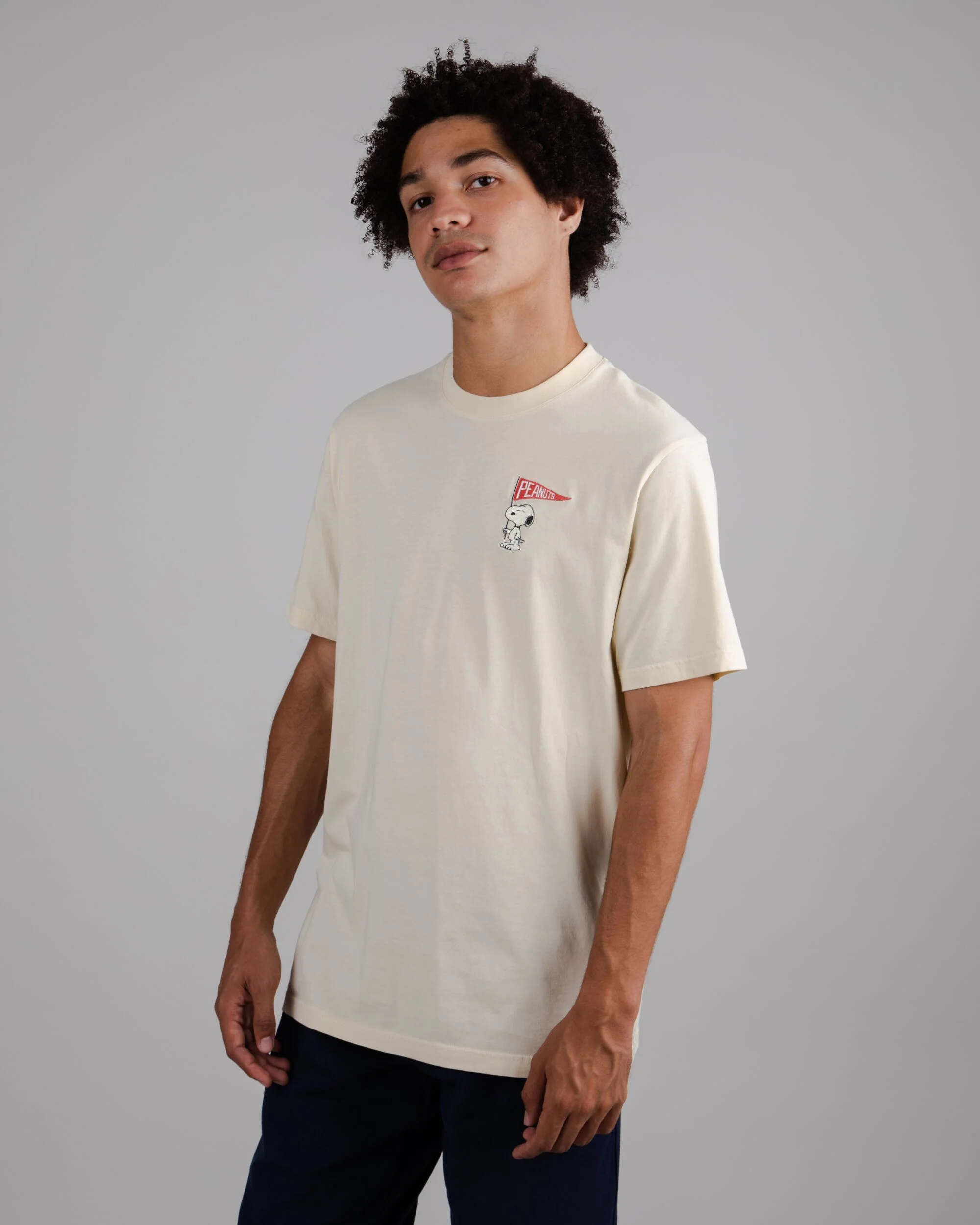 Peanuts Athletics T-Shirt Sand - Image 7