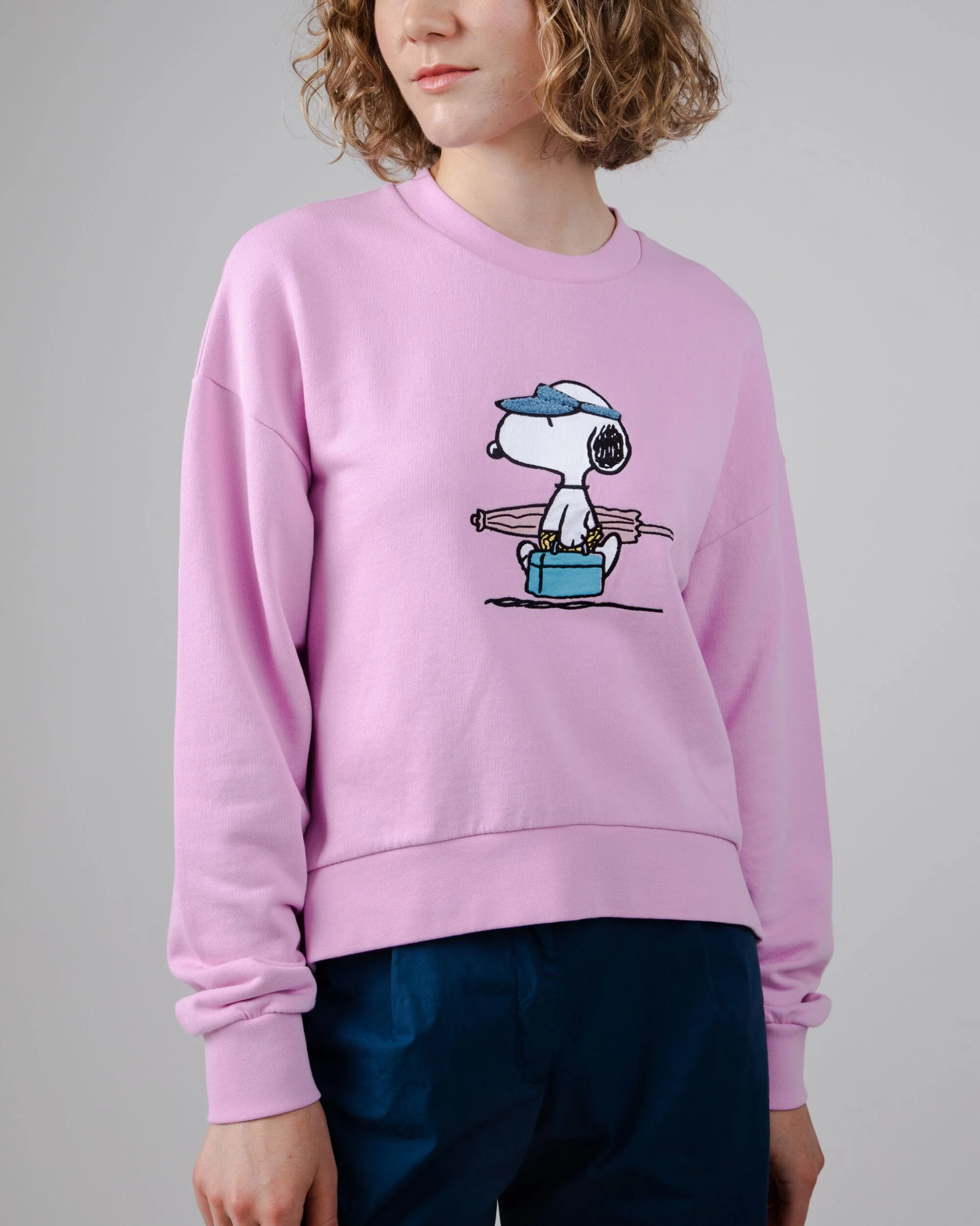 Peanuts Beach Sweatshirt Pink - Image 4