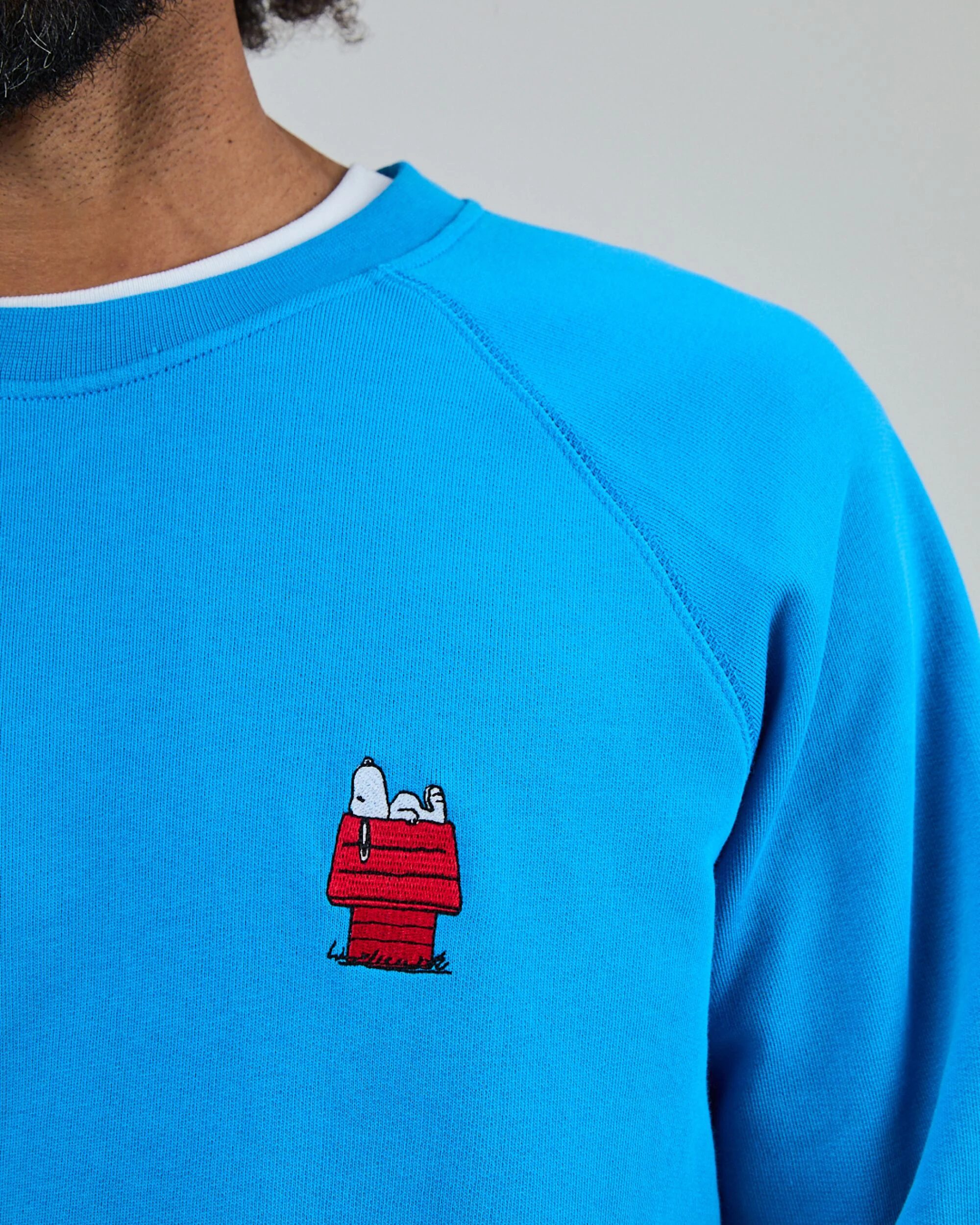 Peanuts Snoopy Doghouse Sweatshirt Blue - Image 4