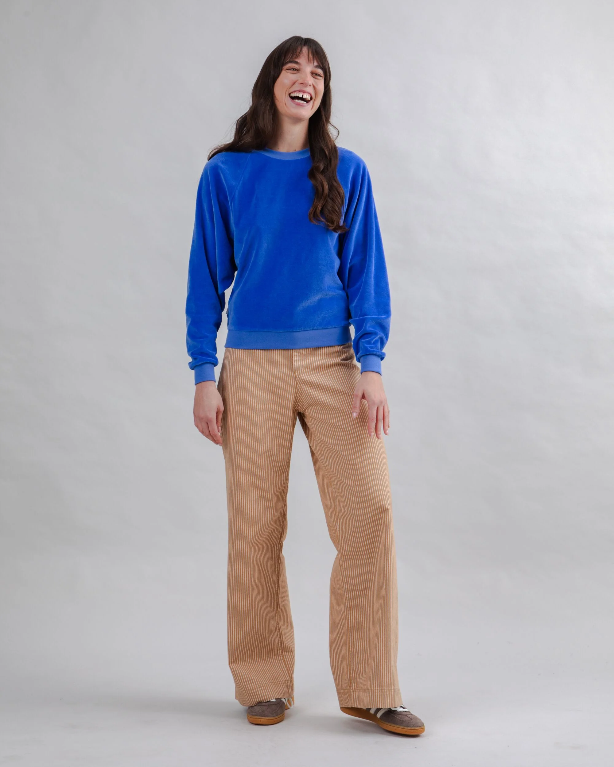 Velvet Raglan Sweatshirt Klein Blue - Image 3